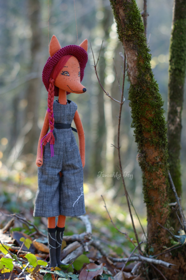 Doll fox wearing catsuit_pattern